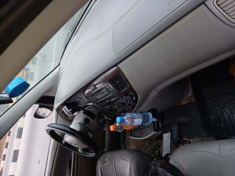 Mazda MPV • 2000 • 132,000 km 4