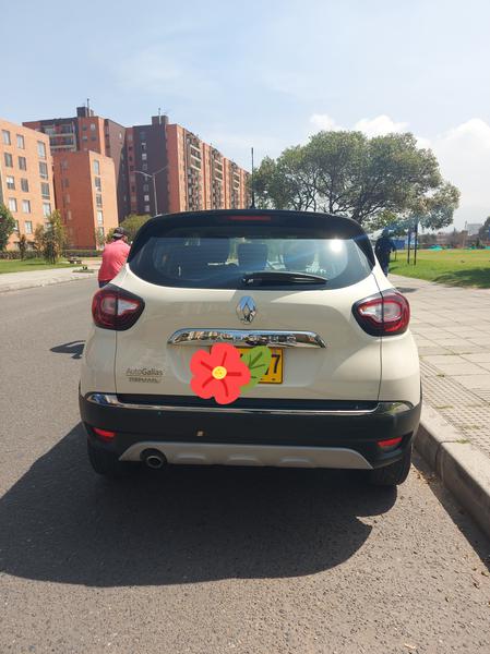 Renault Captur • 2019 • 22,156 km 7