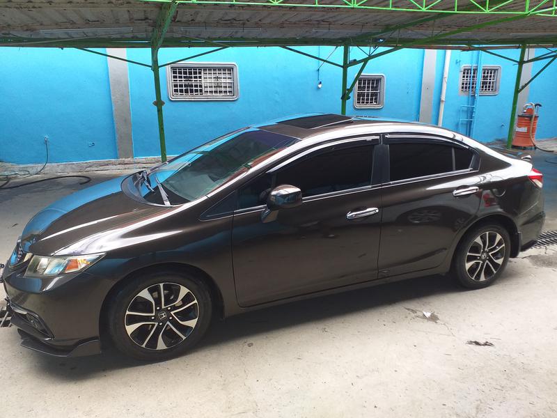 Honda Civic • 2013 • 10 km 5