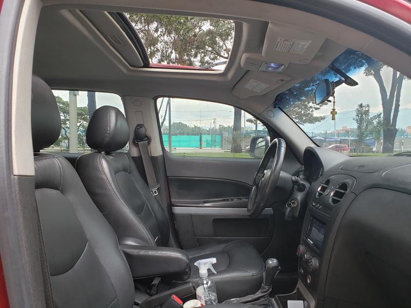 Chevrolet HHR • 2010 • 96,000 km 9