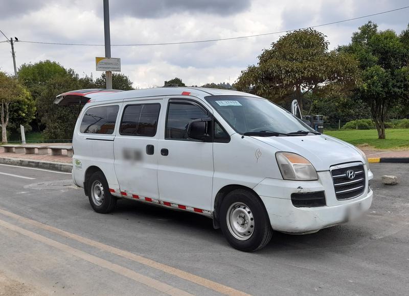 Hyundai H1 • 2008 • 450,000 km 9