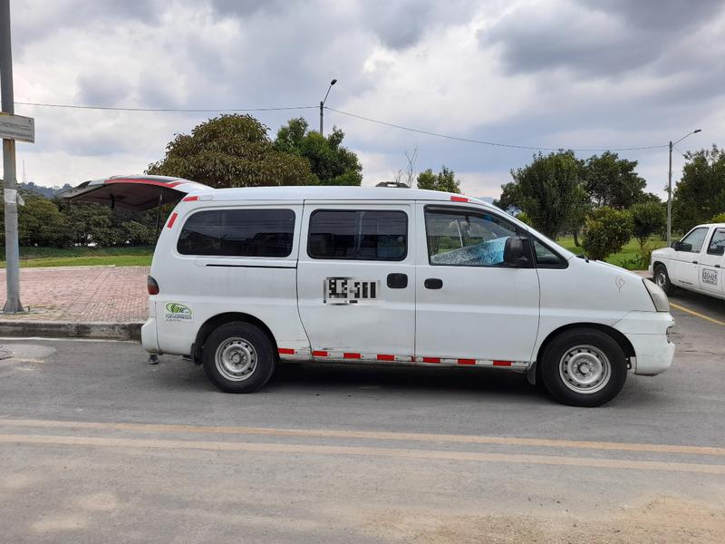 Hyundai H1 • 2008 • 450,000 km 3