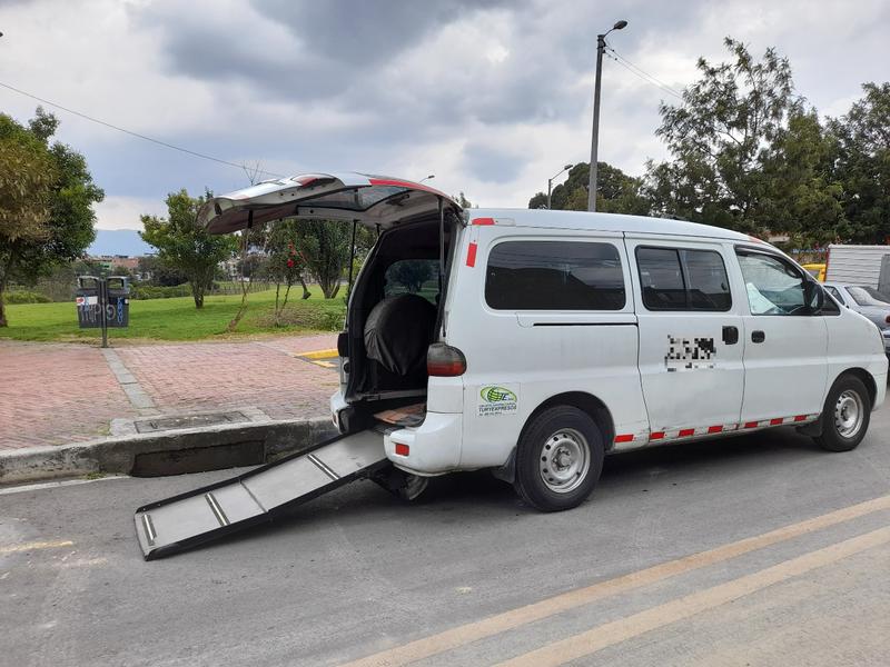 Hyundai H1 • 2008 • 450,000 km 5