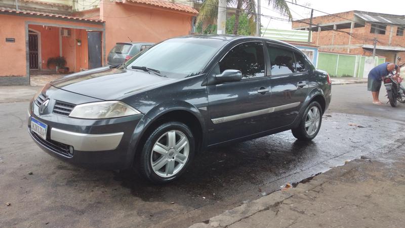 Renault  • 2009 • 133,000 km 7