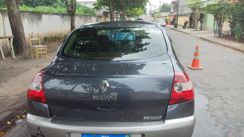 Renault  • 2009 • 133,000 km 5