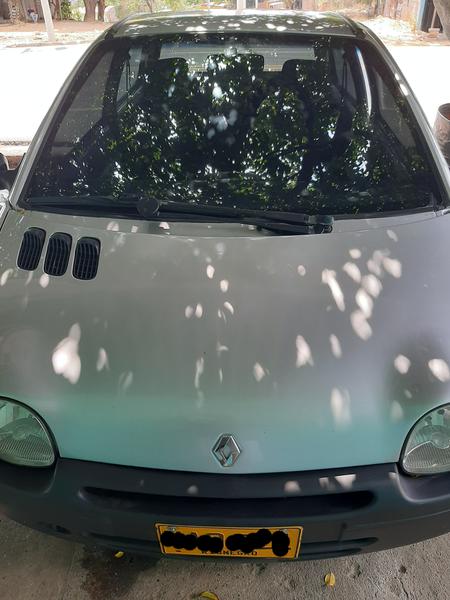 Renault Twingo • 2011 • 85,500 km 4