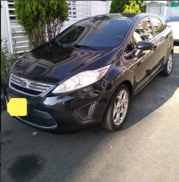 Ford Fiesta • 2012 • 110,000 km 4