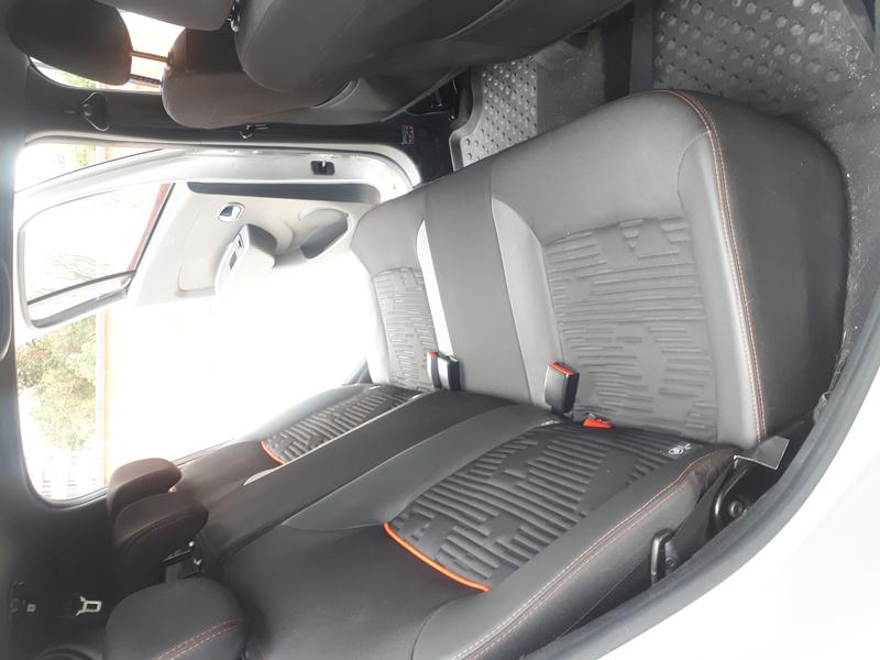 Renault Stepway • 2020 • 9,000 km 10