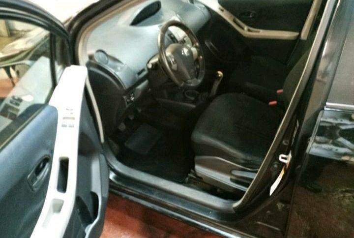 Toyota Yaris • 2007 • 18,000 km 2