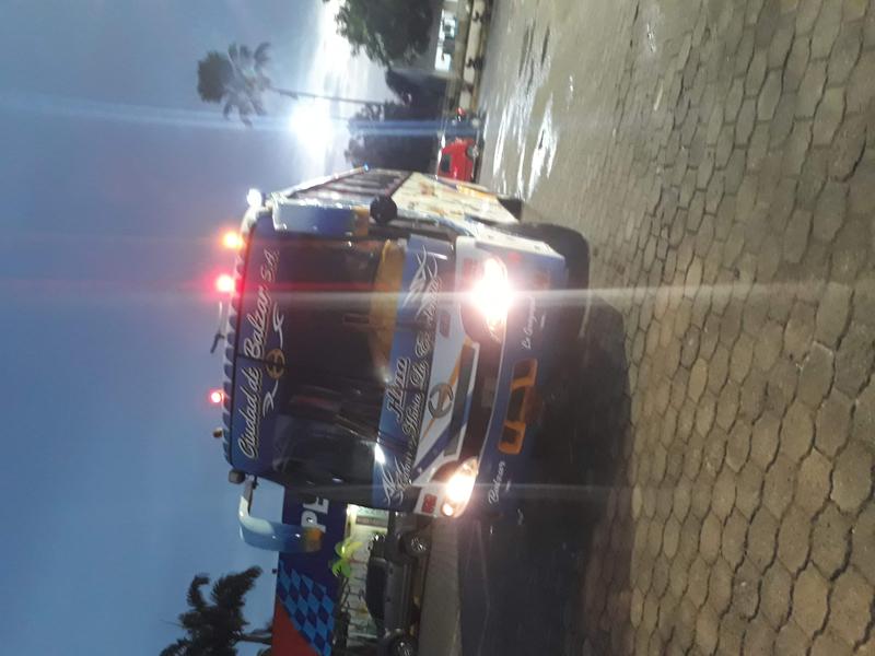 Hino GD 1226 • 2002 • 0 km 6