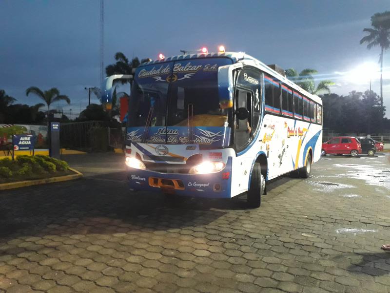 Hino GD 1226 • 2002 • 0 km 8