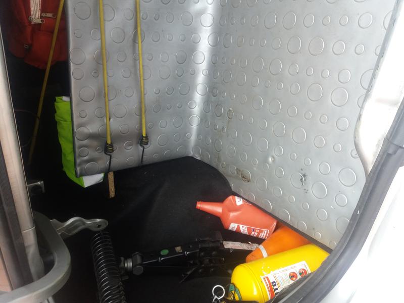 Renault Logan • 2013 • 177,200 km 7