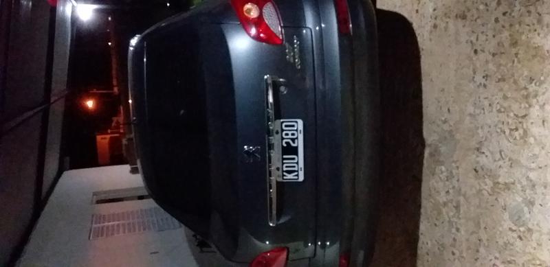 Peugeot 207 • 2011 • 69,000 km 4