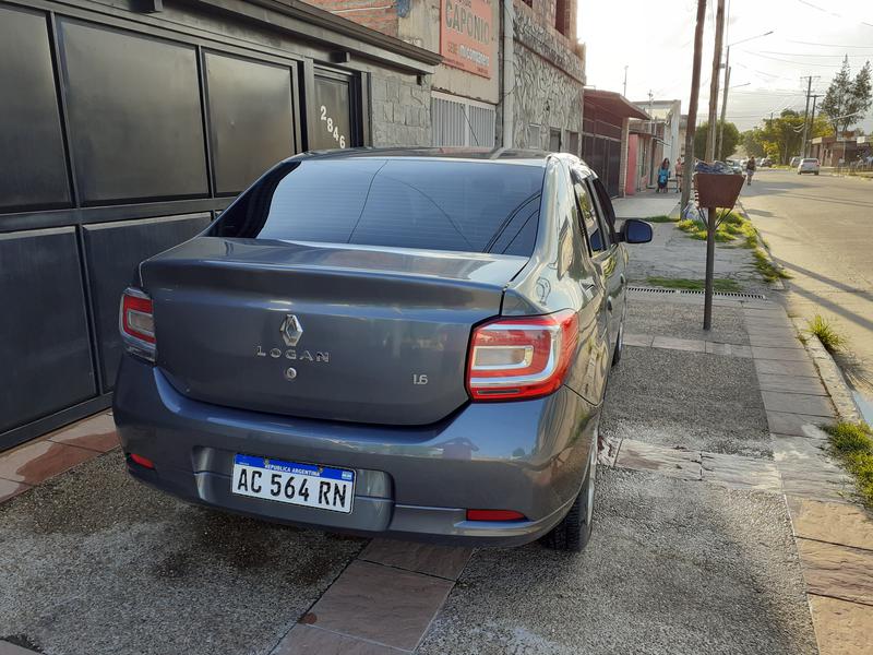 Renault 18 • 2018 • 26,200 km 5