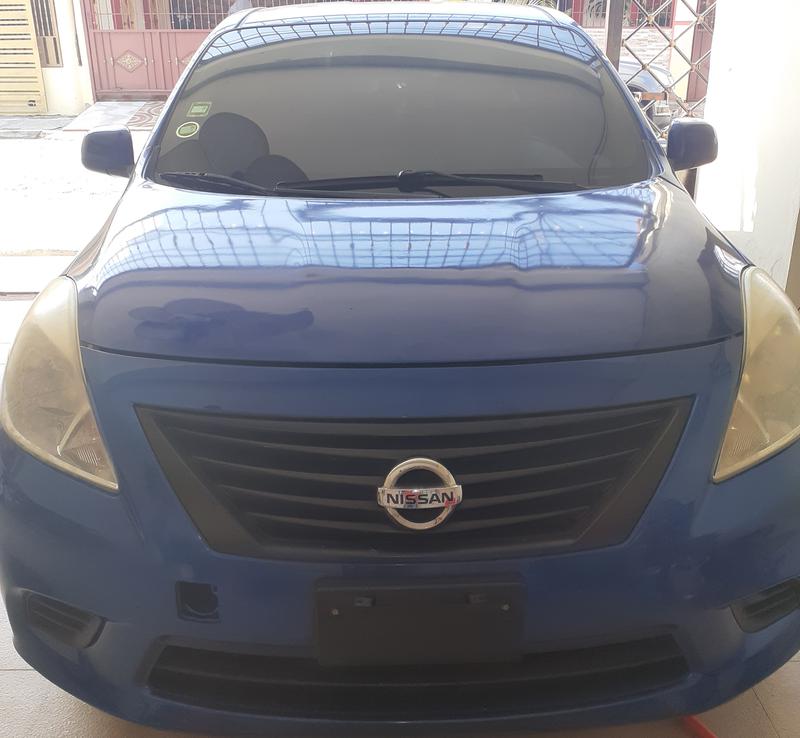 Nissan Versa • 2012 • 1 km 2