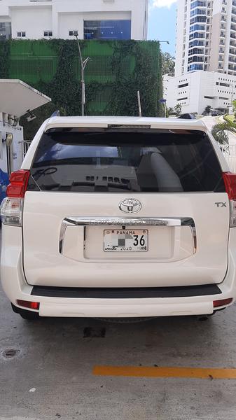 Toyota Land Cruiser • 2013 • 99,000 km 2