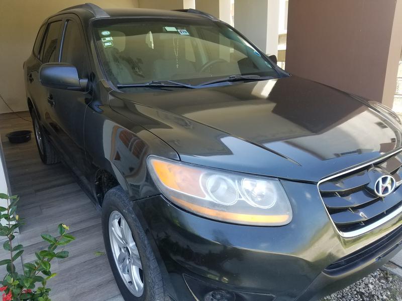 Hyundai Santa Fe • 2010 • 120,000 km 3