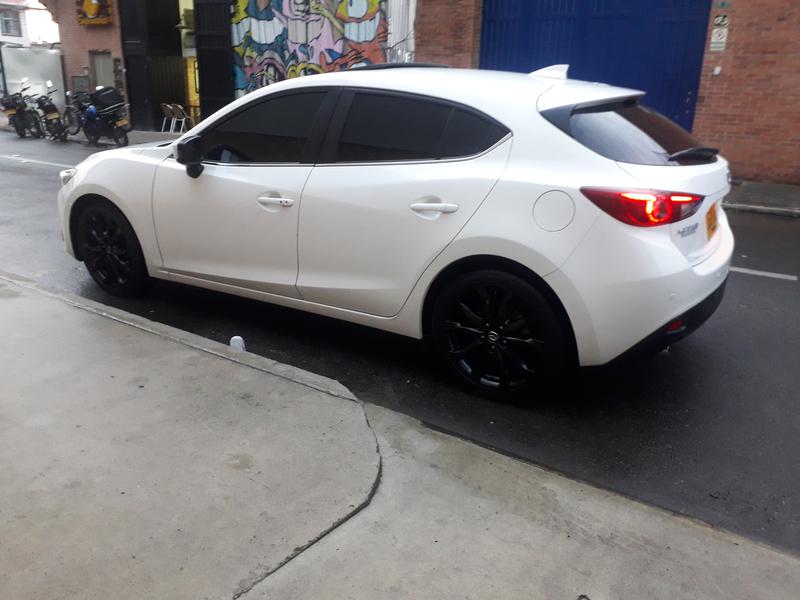 Mazda 3 • 2016 • 62,000 km 3