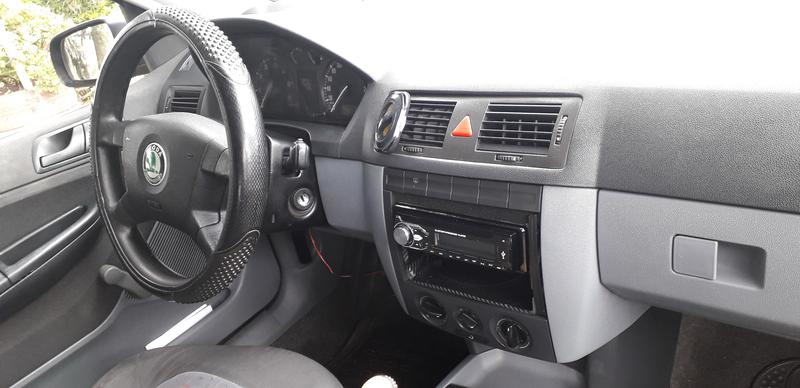 Škoda Fabia Sedan • 2004 • 244,000 km 14