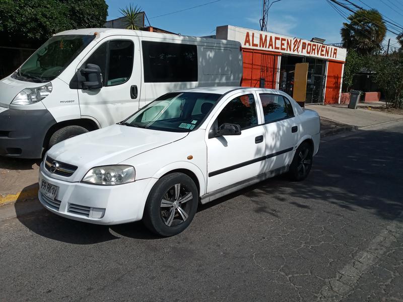 Chevrolet  • 2006 • 250,000 km 4