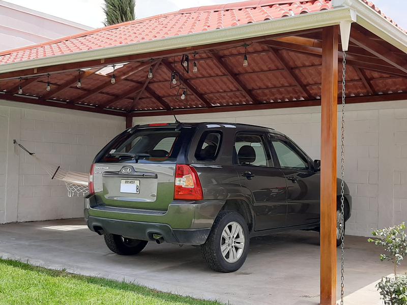 Kia Sportage • 2010 • 150,000 km 2