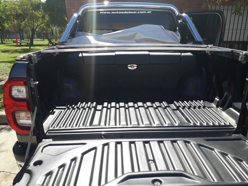 Toyota Hilux • 2021 • 1,800 km 4