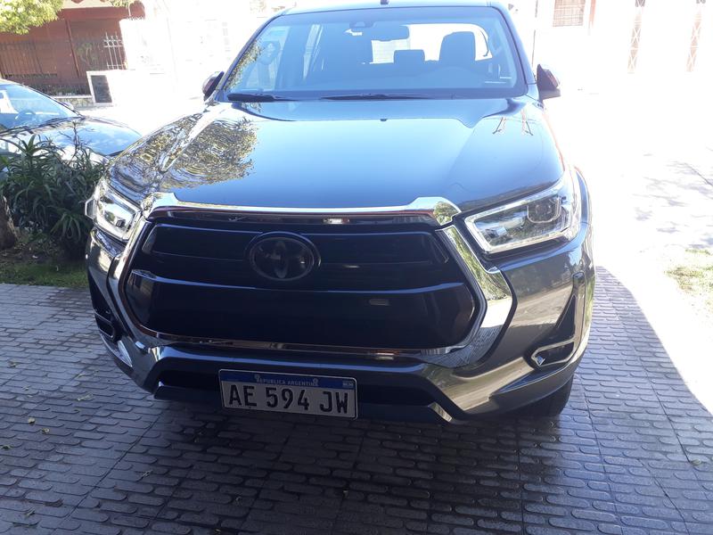 Toyota Hilux • 2021 • 1,800 km 5