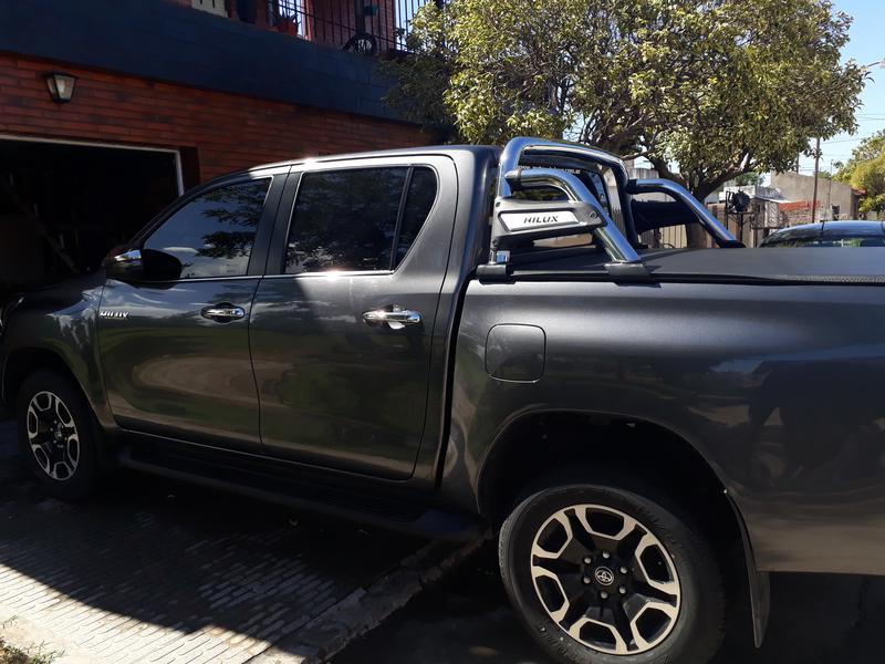 Toyota Hilux • 2021 • 1,800 km 2