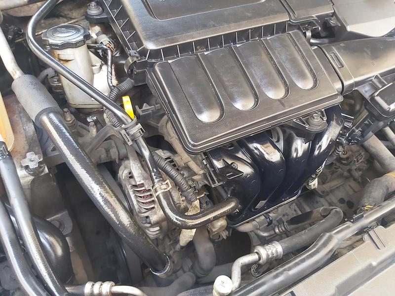 Mazda 3 • 2010 • 116,000 km 3