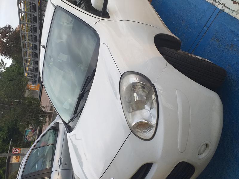 Nissan March • 2013 • 159,000 km 4