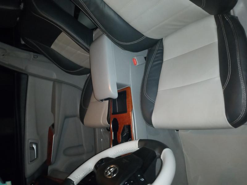 Toyota Camry • 2017 • 32,000 km 2