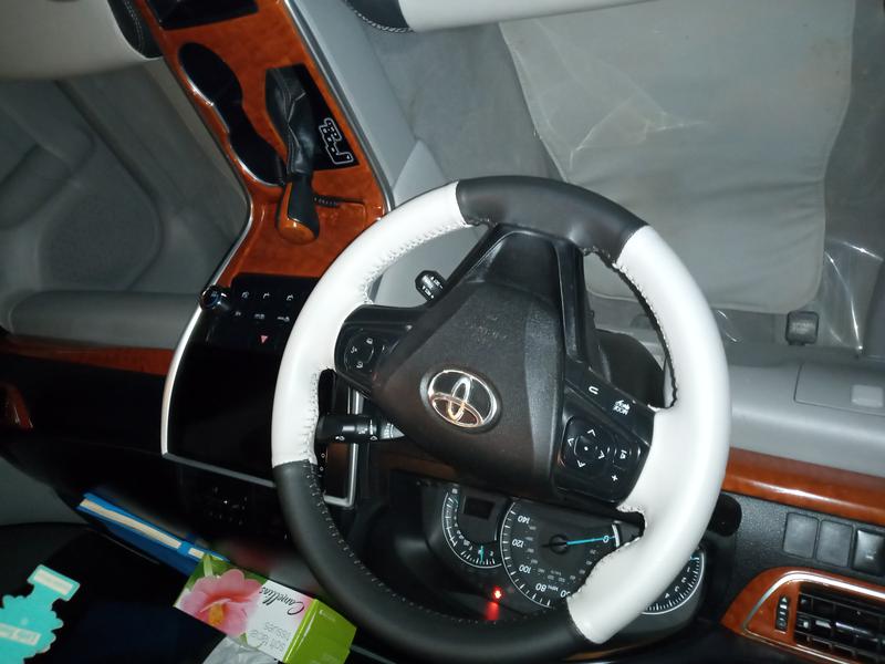 Toyota Camry • 2017 • 32,000 km 5