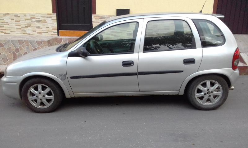 Chevrolet Corsa • 2005 • 187,500 km 3