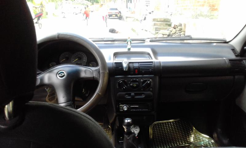 Chevrolet Corsa • 2005 • 187,500 km 2