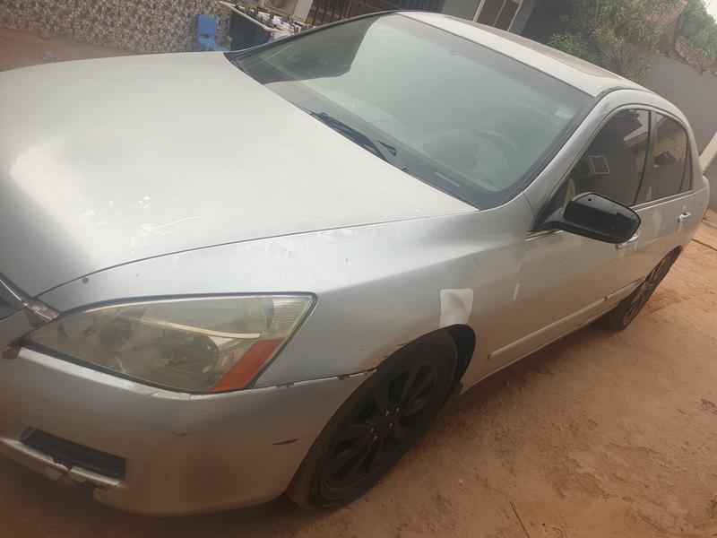 Honda Accord • 2007 • 219,111 km 7
