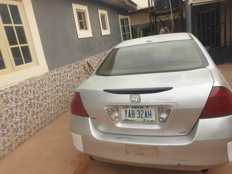 Honda Accord • 2007 • 219,111 km 2