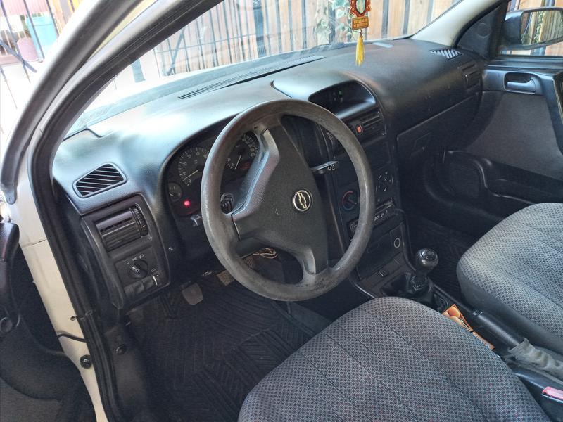 Chevrolet  • 2006 • 250,000 km 3