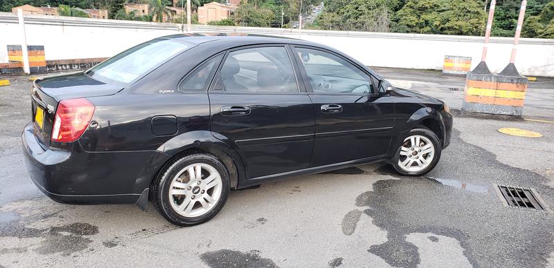 Chevrolet Optra • 2013 • 80,000 km 1