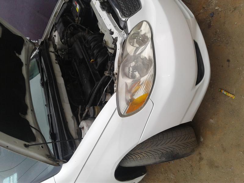 Toyota Corolla • 2004 • 100 km 3