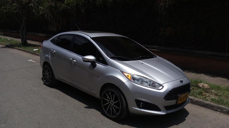 Ford Fiesta • 2015 • 76,000 km 4