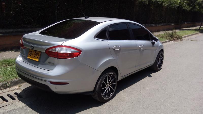 Ford Fiesta • 2015 • 76,000 km 8
