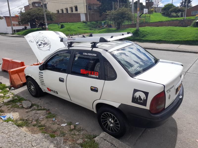 Chevrolet Corsa • 1996 • 0 km 8