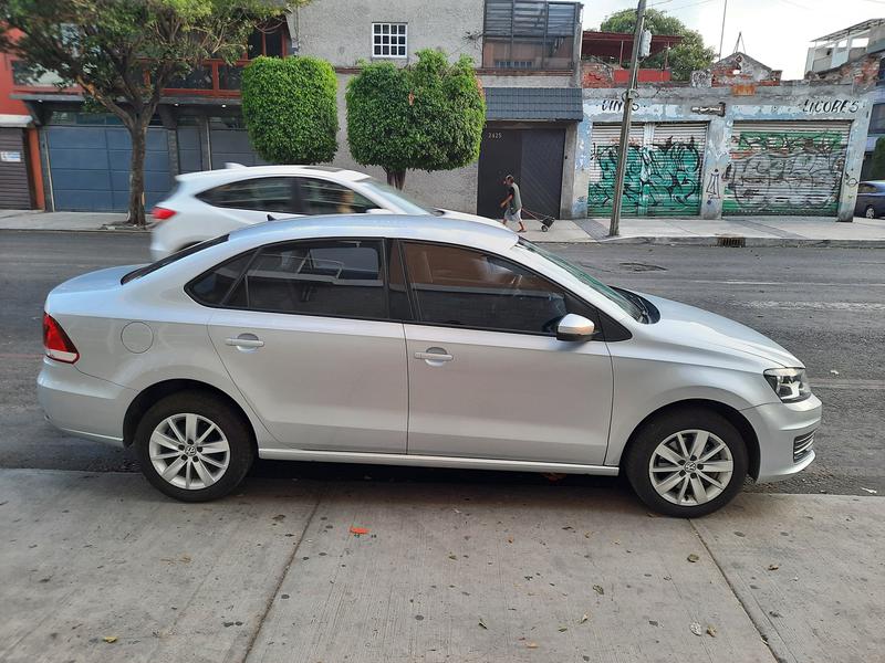 Volkswagen Vento • 2018 • 34,000 km 8
