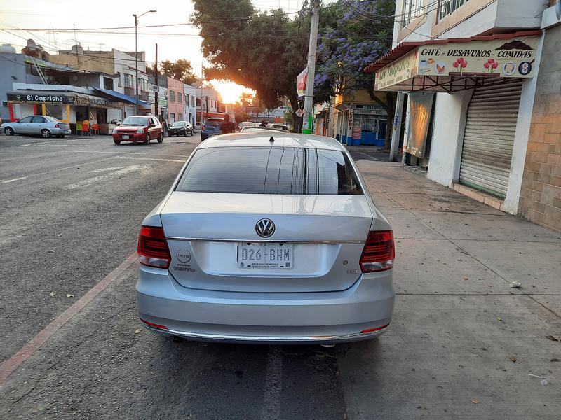 Volkswagen Vento • 2018 • 34,000 km 5