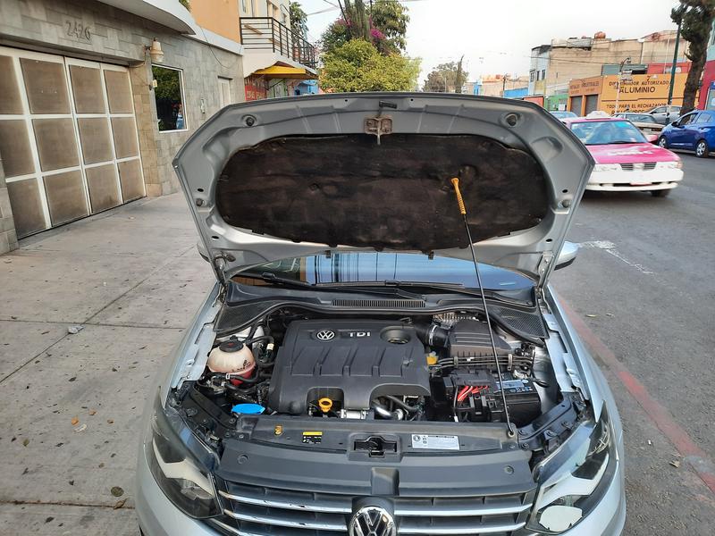Volkswagen Vento • 2018 • 34,000 km 7