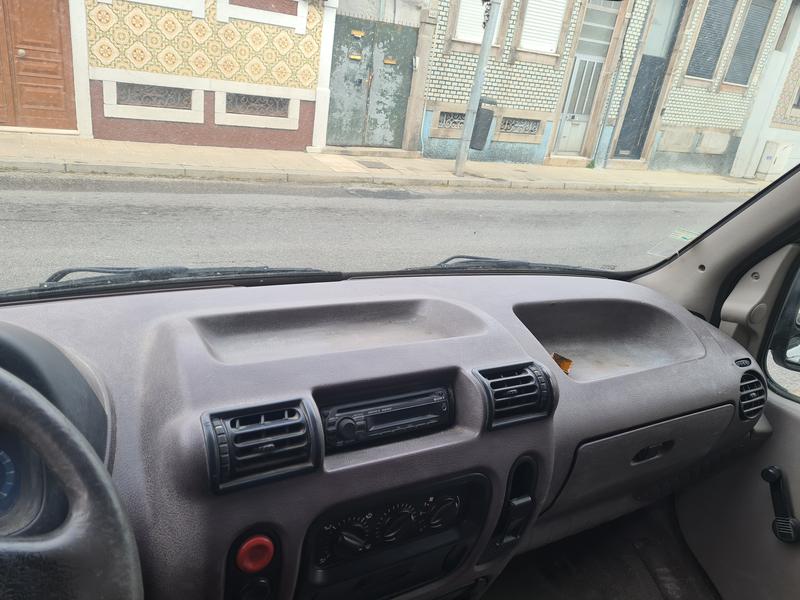 Renault Master • 2000 • 358,965 km 4