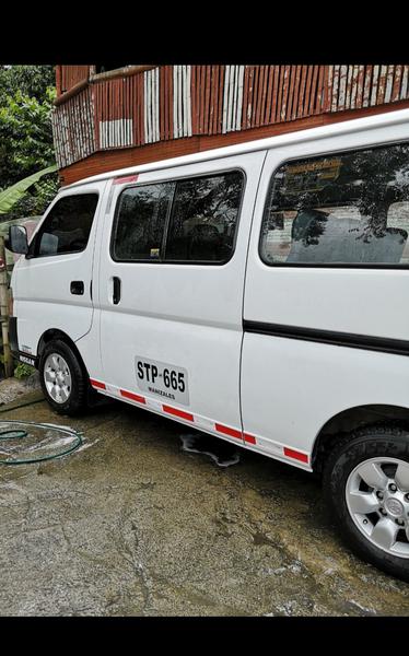 Nissan Urvan • 2013 • 240,000 km 4