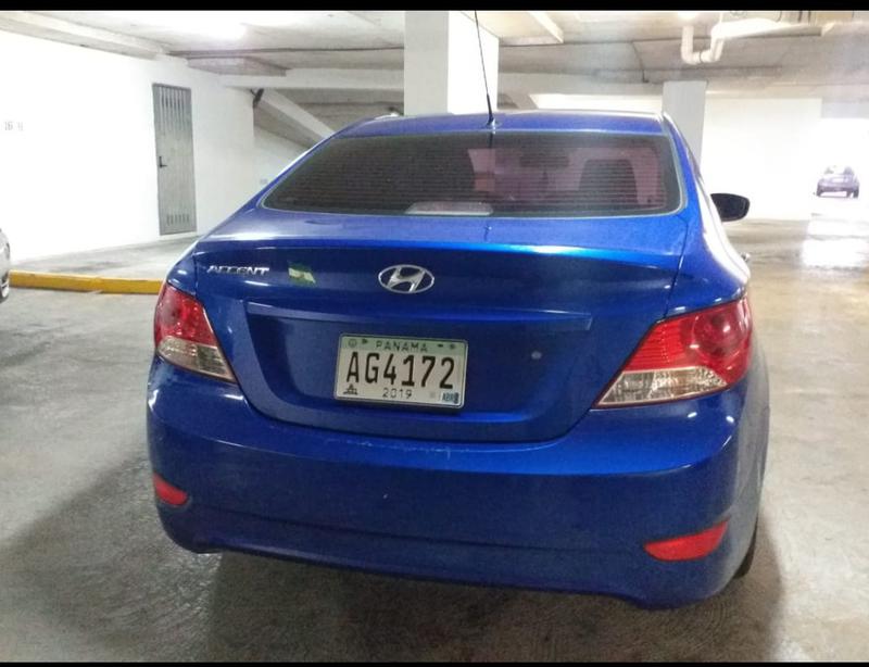 Hyundai Accent • 2014 • 138,000 km 3