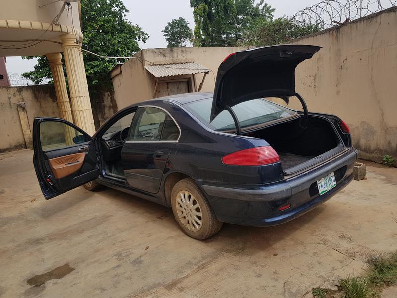 Peugeot 607 • 2000 • 112,000 km 3