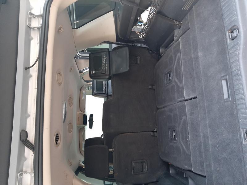 Ford Explorer • 2010 • 81,000 km 13